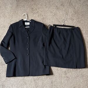Kasper for ASL Navy Women's blazer and skirt suit size 14